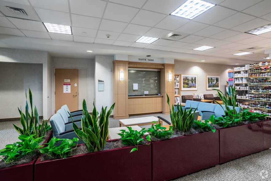 More Photos Of 847 Easton Rd, Warrington Office For Sale