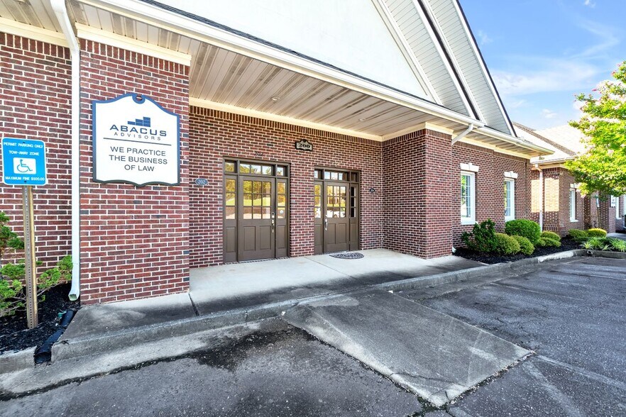 More Photos Of 4385 Kimball Bridge Rd, Alpharetta Medical For Lease