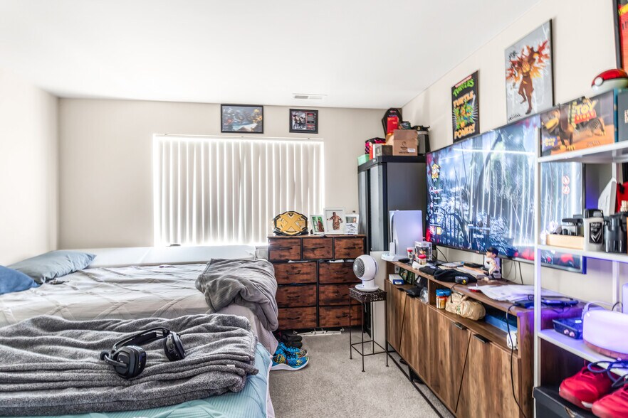 More Photos Of 301 Country View Ln, Pleasant Hill Apartments For Sale