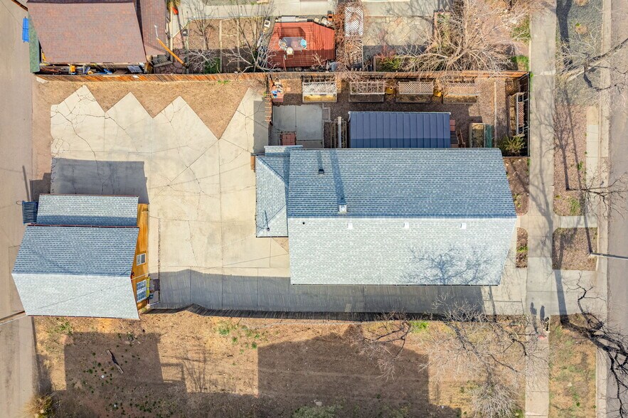 More Photos Of 2011 W Colorado Ave, Colorado Springs General Retail For Sale