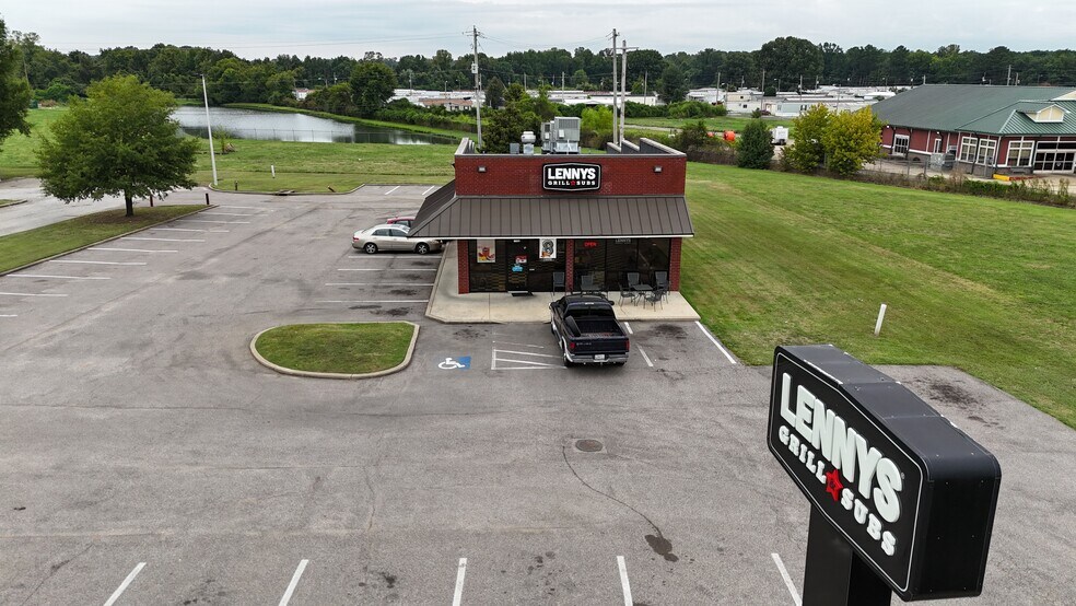 More Photos Of 8265 US Highway 51 N, Millington Fast Food For Sale