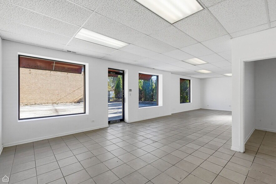 More Photos Of 6121 W Belmont Ave, Chicago Storefront Retail Residential For Sale