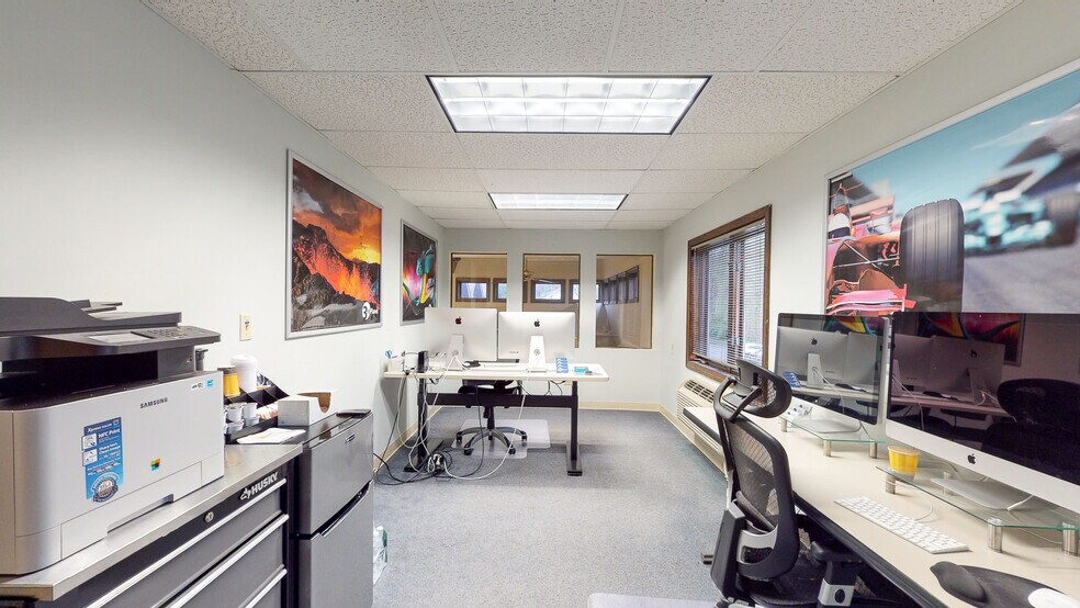 More Photos Of 6 Way Rd, Middlefield Office For Lease