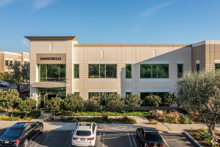 More Photos Of 2 Rancho Cir, Lake Forest Warehouse For Lease