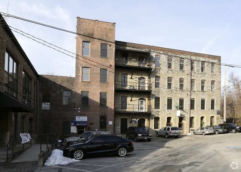 Primary Photo Of 3510-3530 Scotts Ln, Philadelphia Apartments For Lease