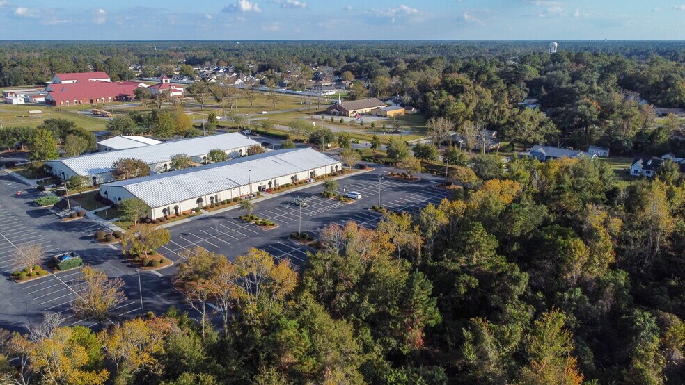 More Photos Of 4201 N Forrest St, Valdosta Schools For Lease