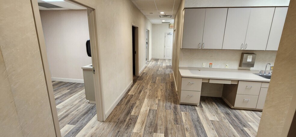 More Photos Of 200 Arh Ln, Low Moor Hospital For Sale