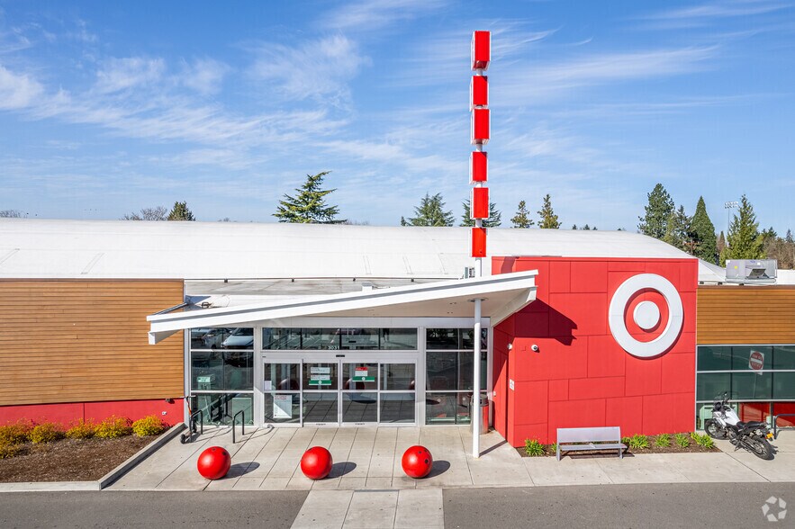 More Photos Of 3031 SE Powell Blvd, Portland Freestanding For Lease