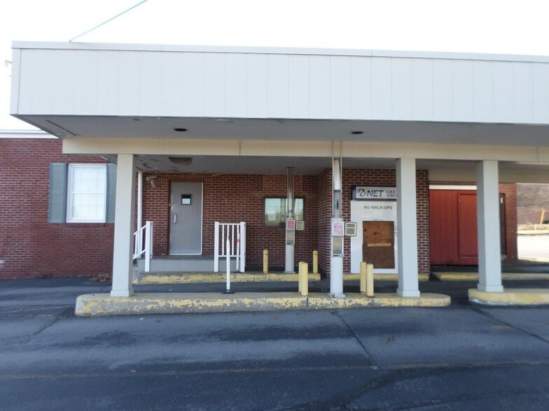 More Photos Of 920 Oak St, Scranton Medical For Sale