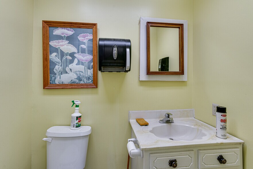 More Photos Of , Chattanooga Unknown For Sale