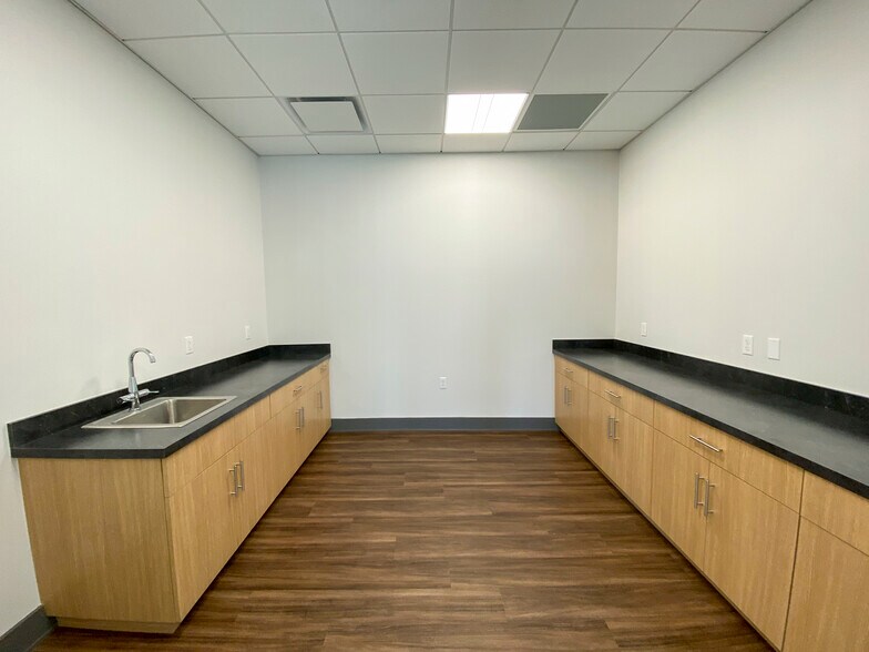 More Photos Of 201 E Park Ave, Tallahassee Office For Lease