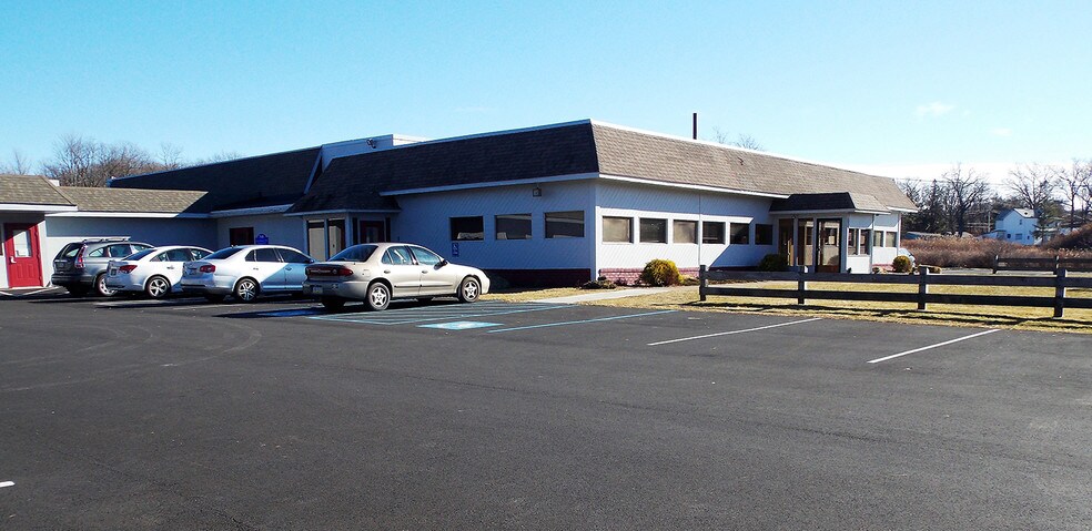 More Photos Of 1151 Pocono Blvd, Mount Pocono Medical For Lease