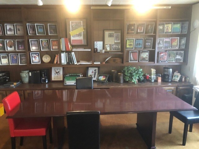 More Photos Of 3901 S Wayne Ave, Fort Wayne Office For Sale