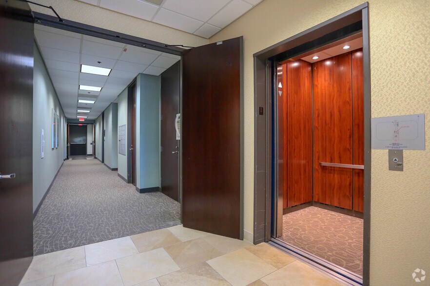 More Photos Of 9210 Arboretum Pky, Richmond Office For Lease