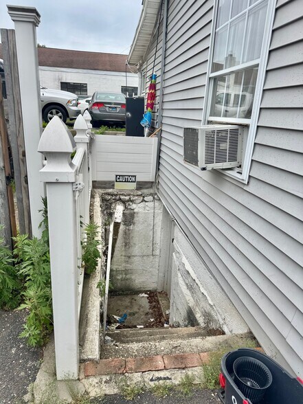 More Photos Of 1969-1973 New York Ave, Huntington Station Freestanding For Sale
