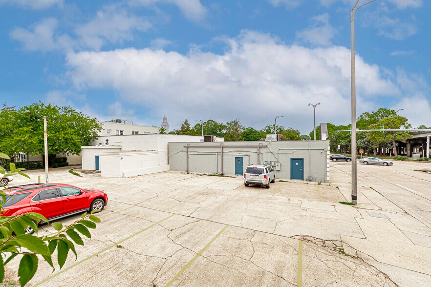 More Photos Of , Baton Rouge Office For Sale