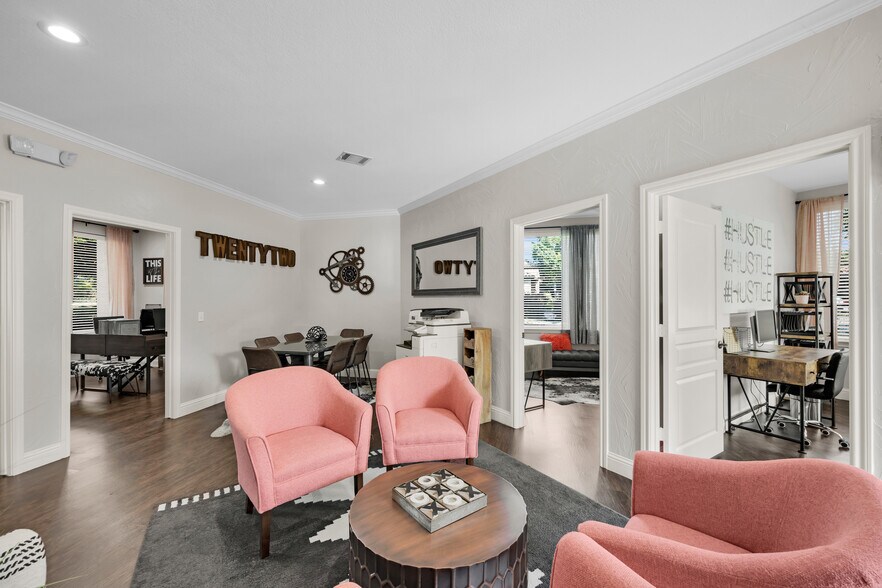 More Photos Of 550 N Walnut Creek Dr, Mansfield Office Residential For Sale