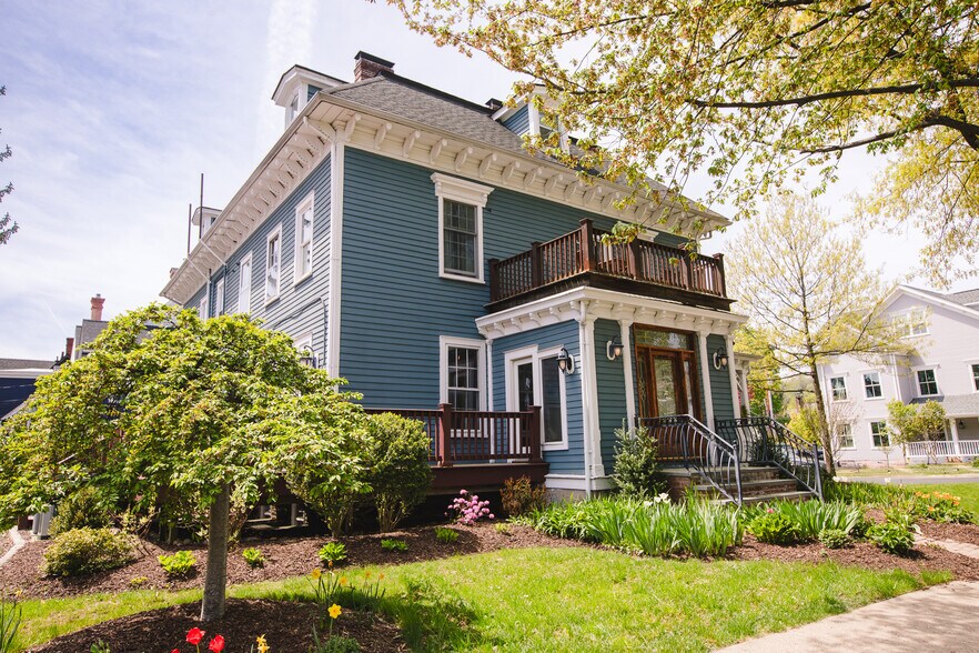 More Photos Of 2 Perry St, Morristown Office Residential For Sale