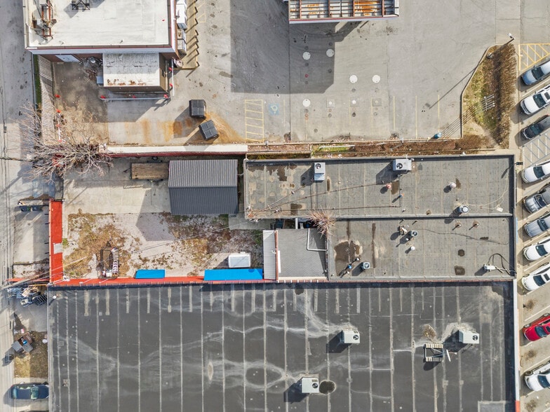 More Photos Of 1415-1419 Leestown Rd, Lexington General Retail For Sale