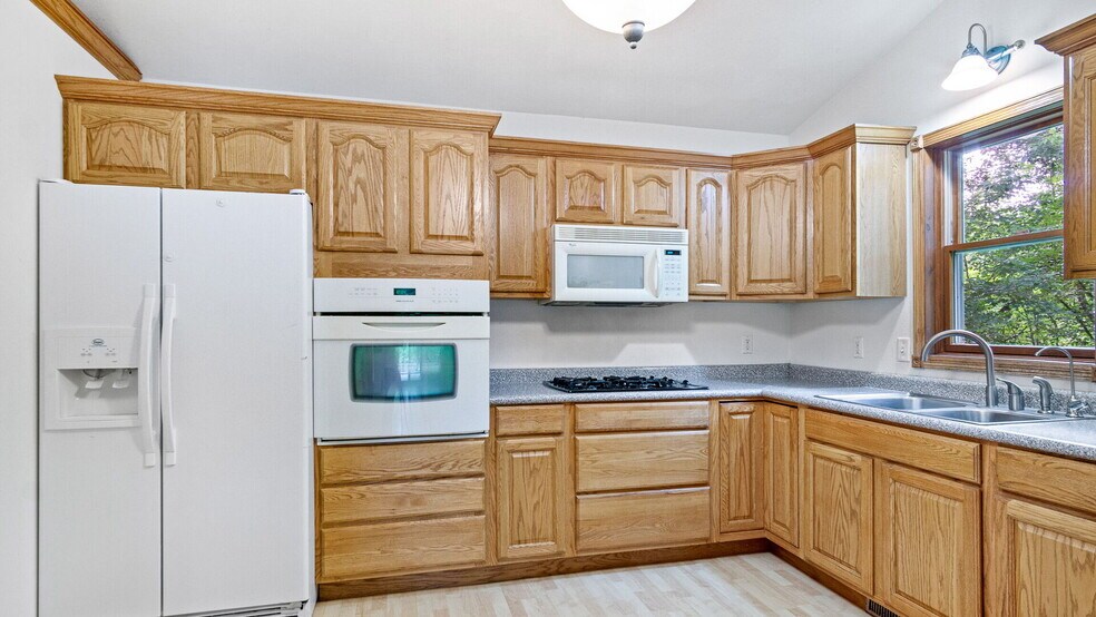 More Photos Of N1107 Roses Resort Rd, Weyerhaeuser Trailer Camper Park For Sale