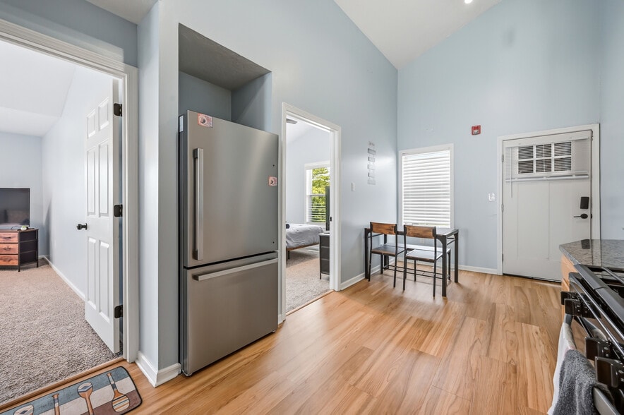 More Photos Of 5214 Old Lake Rd, Geneva Apartments For Sale