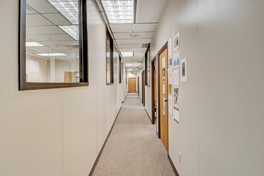 More Photos Of 5485 Conestoga Ct, Boulder Office For Lease
