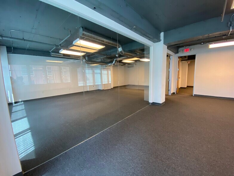 More Photos Of 14 NE 1st Ave, Miami Office For Sale