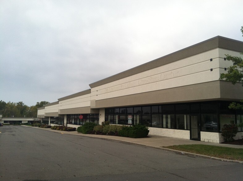 More Photos Of 3176 Abbott Rd, Orchard Park Warehouse For Lease