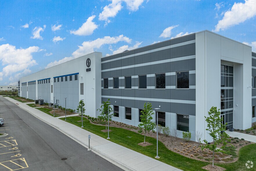 Primary Photo Of 3835 Youngs Rd, Channahon Manufacturing For Sale