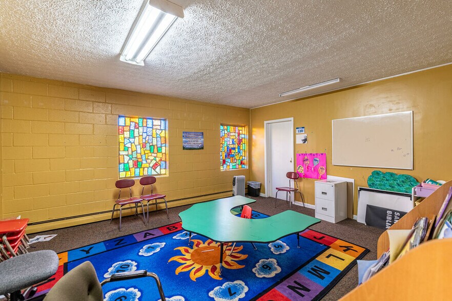 More Photos Of 6205 Miller Ln, Dayton Religious Facility For Sale