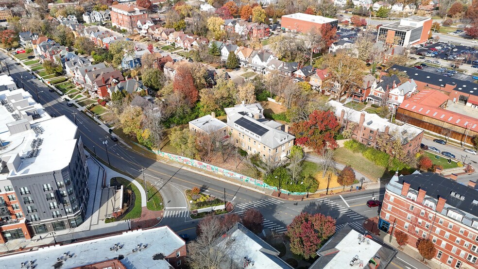 More Photos Of 2605 Woodburn Ave, Cincinnati Apartments For Sale