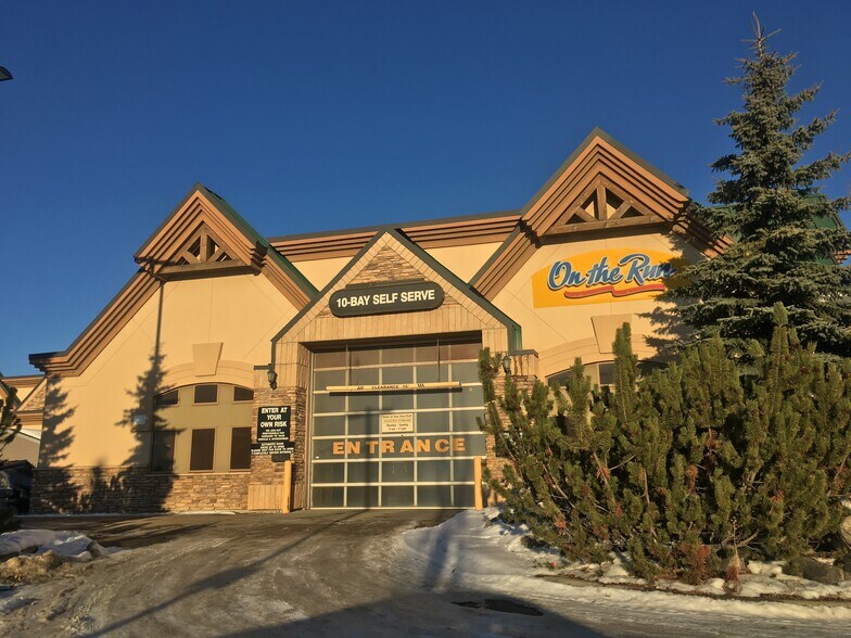 More Photos Of 411 Airport Rd E, Leduc County Storefront For Lease