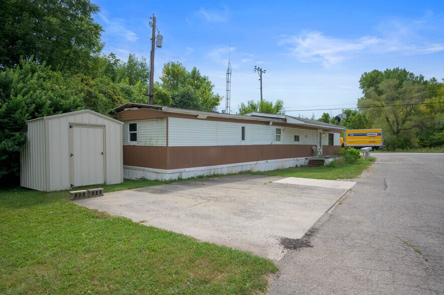 More Photos Of 2000 E 29th St, Muncie Manufactured Housing Mobile Home Park For Sale