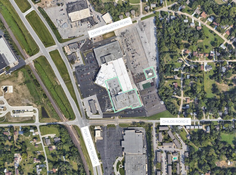 More Photos Of 1001 Fort Crook Rd N, Bellevue Flex For Sale