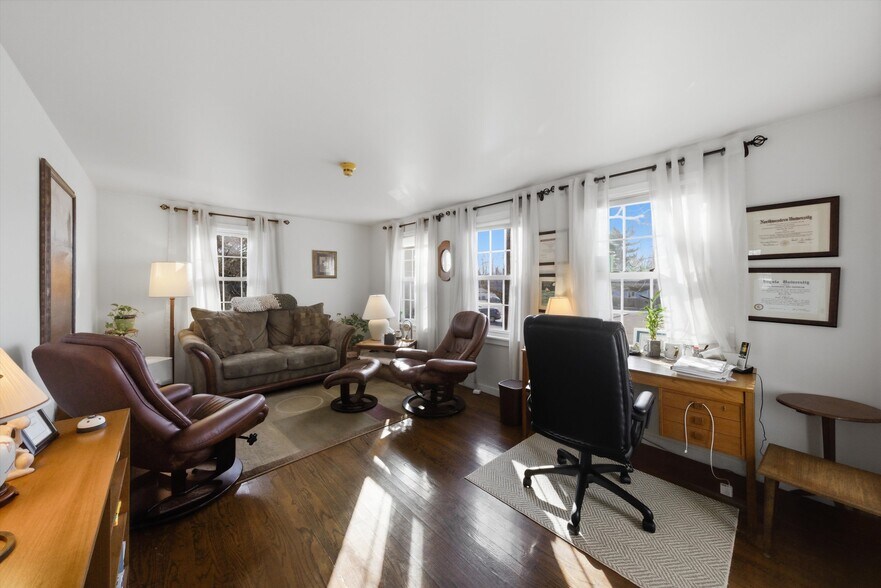 More Photos Of 3624 216th St, Matteson Flex For Sale