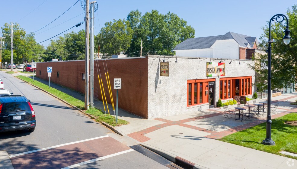 240 W Broad St, Statesville, NC 28677 Restaurant For Sale