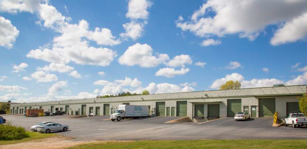 More Photos Of 197 Ridgeview Center Dr, Duncan Flex For Lease