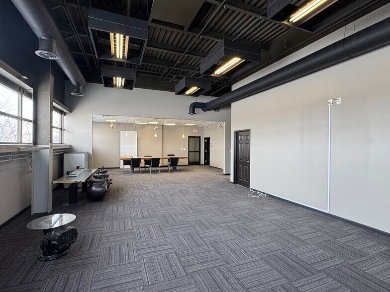 More Photos Of 2221 W College Ave, Normal Warehouse For Sale