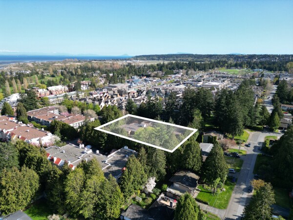 More Photos Of 5525 14 Av, Delta Apartments For Sale