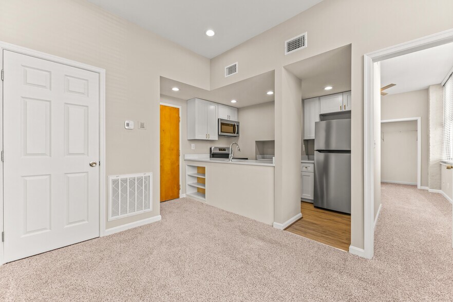 More Photos Of 1516 Lancaster St, Baltimore Apartments For Sale