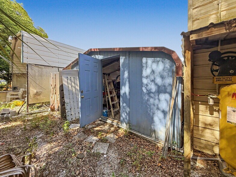 More Photos Of 7813 Leo Kidd Ave, Port Richey Flex For Sale
