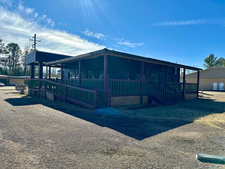 More Photos Of 113 Tuscaloosa Rd, Columbus Restaurant For Lease