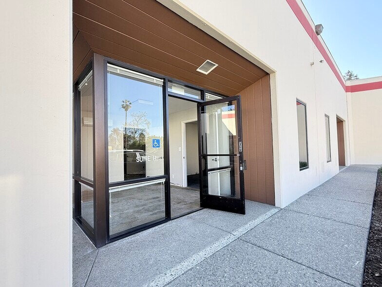 Primary Photo Of 936 Detroit Ave, Concord Flex For Lease