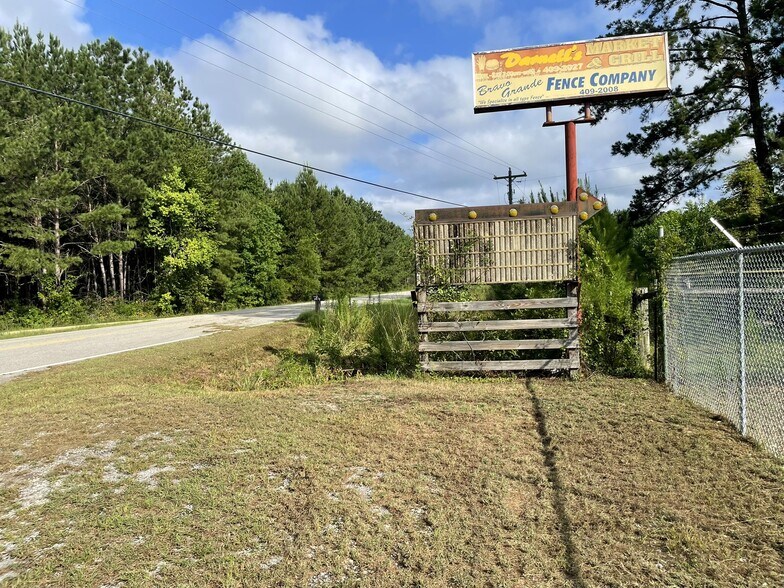 More Photos Of 2994 CR-4, Fitzpatrick Service Station For Sale