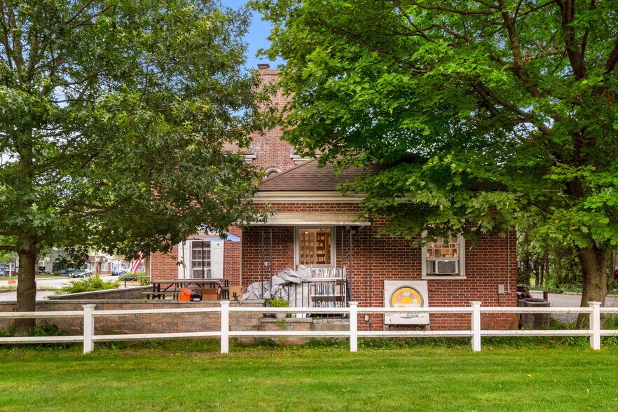 More Photos Of 504 Main St, Medfield Office For Sale