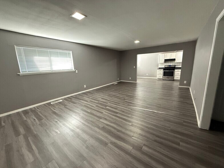 More Photos Of , Tulsa Specialty For Sale