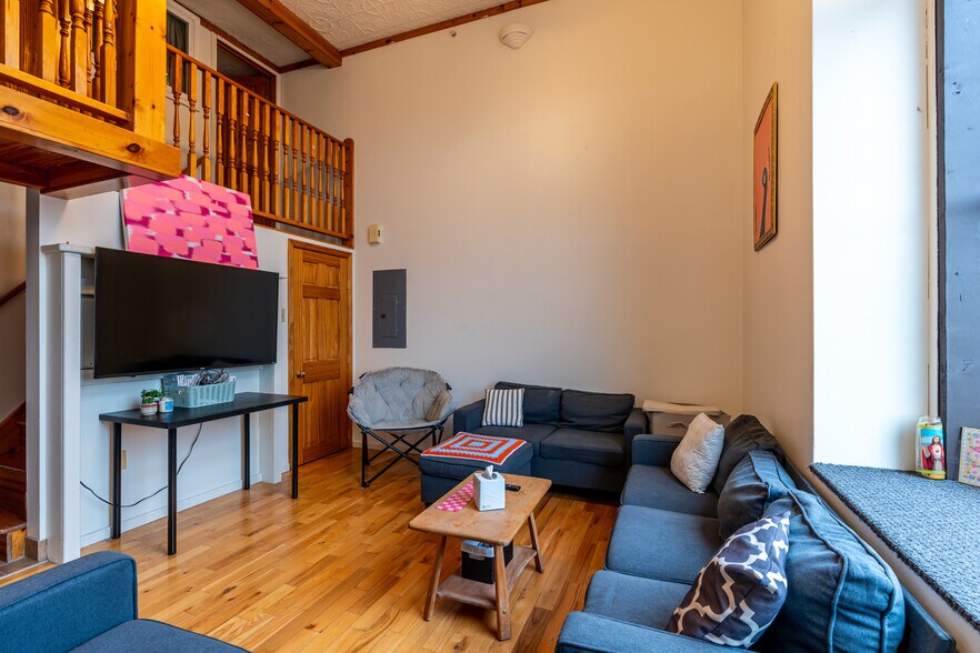 More Photos Of 53 W Main St, Bloomsburg Apartments For Sale