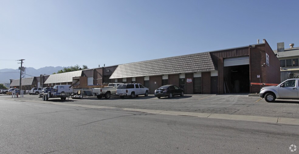 More Photos Of 271 W 2950 S, Salt Lake City Light Manufacturing For Lease