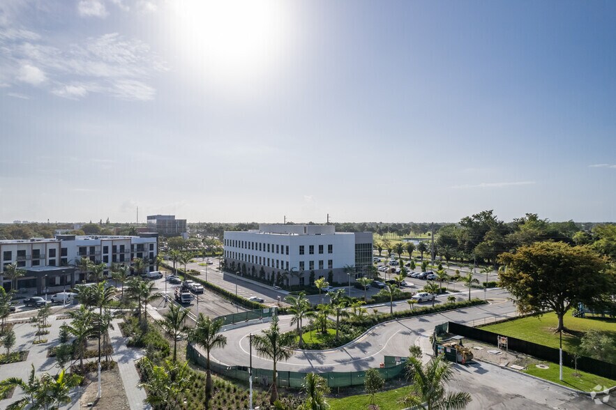 More Photos Of 15155 SW 97th Ave, Miami Medical For Lease