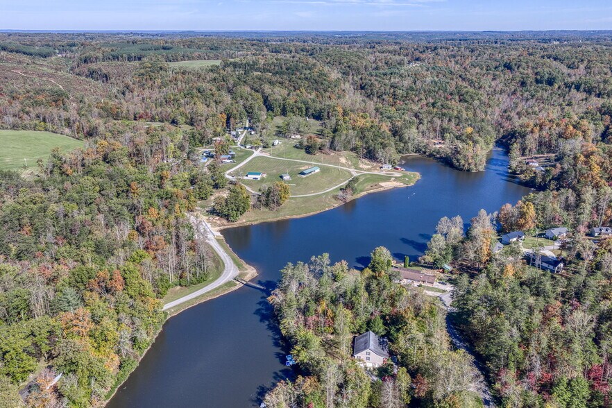 More Photos Of 279 Siever Rd, Crossville Specialty For Sale